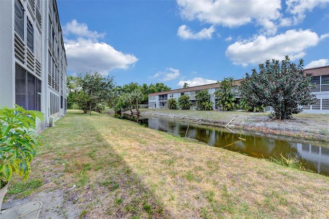 6289 Lear Drive 403, Lake Worth, FL 33462