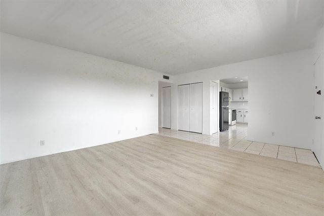 6289 Lear Drive 403, Lake Worth, FL 33462