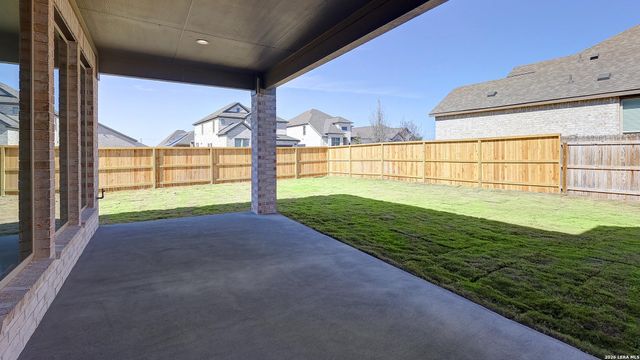 326 White Oak, Castroville, TX 78009