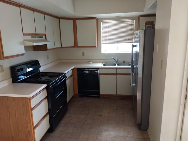 1948 Raspberry Drive NE, Rio Rancho, NM 87124