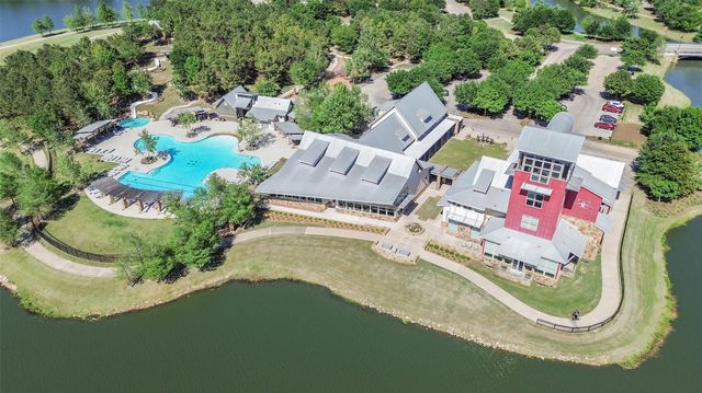 5562 Amber Brook Lane, Fulshear, TX 77441