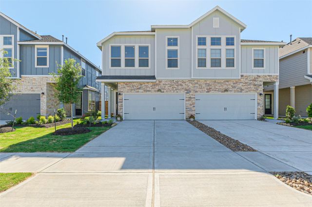 5562 Amber Brook Lane, Fulshear, TX 77441