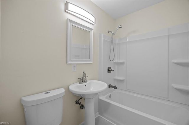 129 Saint Stephens DR, Newport News, VA 23602