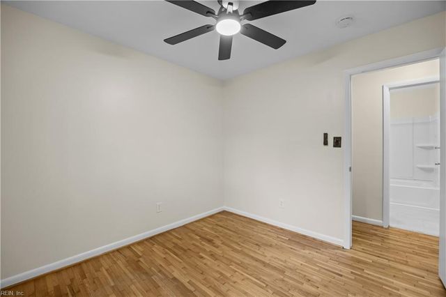 129 Saint Stephens DR, Newport News, VA 23602
