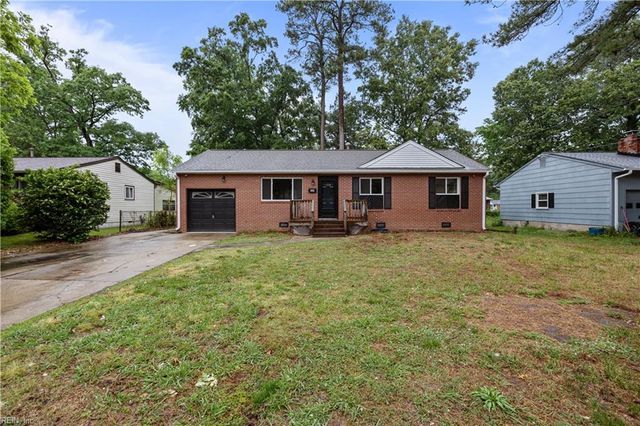 129 Saint Stephens DR, Newport News, VA 23602