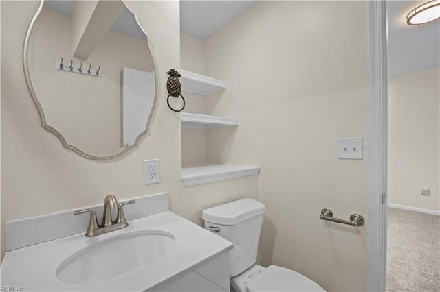 129 Saint Stephens DR, Newport News, VA 23602