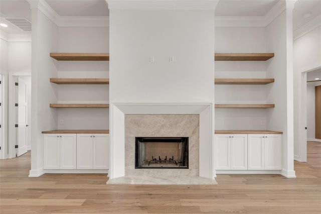 2043 Pebble Bend Drive, College Station, TX 77845