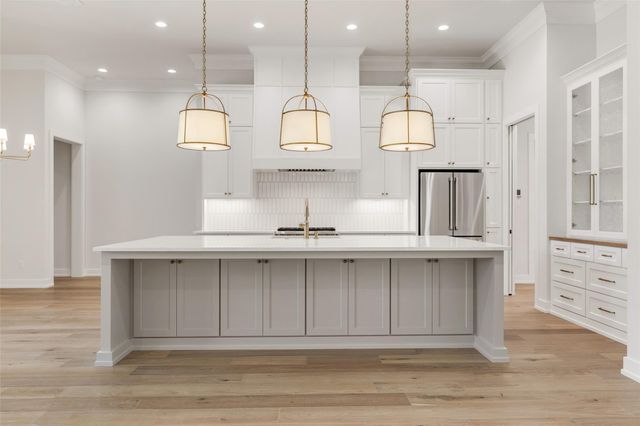 2043 Pebble Bend Drive, College Station, TX 77845