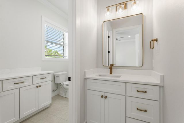 2043 Pebble Bend Drive, College Station, TX 77845