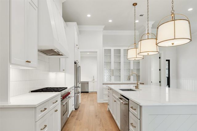 2043 Pebble Bend Drive, College Station, TX 77845