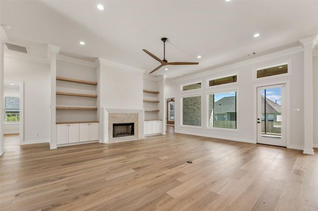 2043 Pebble Bend Drive, College Station, TX 77845