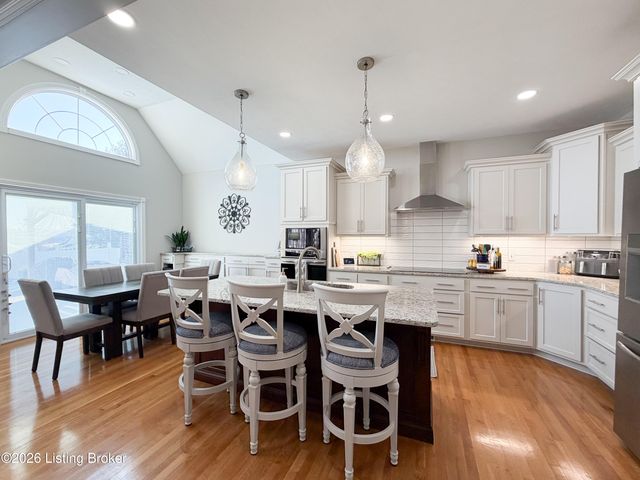 509 Maple Crest Way, Elizabethtown, KY 42701