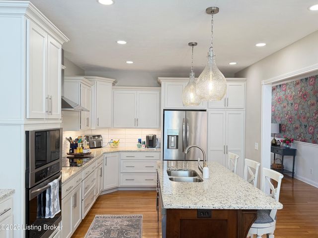 509 Maple Crest Way, Elizabethtown, KY 42701