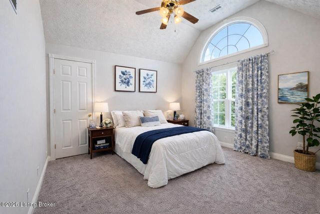 509 Maple Crest Way, Elizabethtown, KY 42701