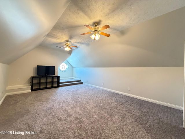 509 Maple Crest Way, Elizabethtown, KY 42701