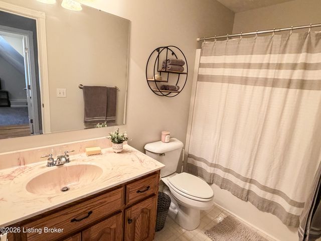 509 Maple Crest Way, Elizabethtown, KY 42701