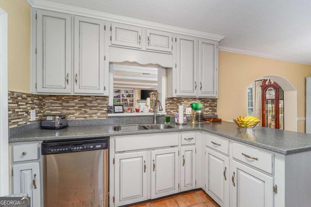 1238 Red Keen Road, Waycross, GA 31503