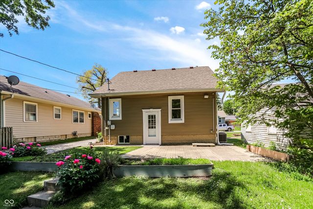 79 N 14th Avenue, Beech Grove, IN 46107