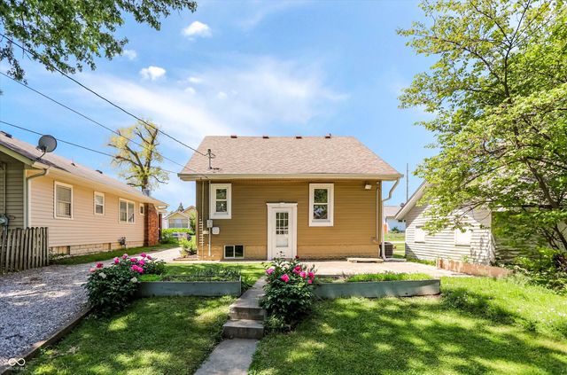 79 N 14th Avenue, Beech Grove, IN 46107