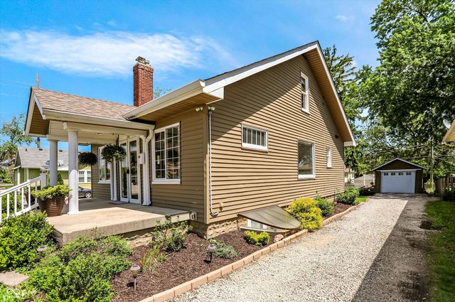 79 N 14th Avenue, Beech Grove, IN 46107