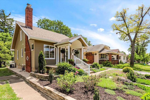 79 N 14th Avenue, Beech Grove, IN 46107