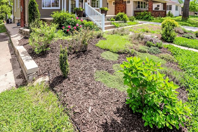 79 N 14th Avenue, Beech Grove, IN 46107