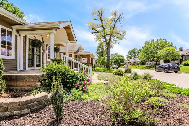 79 N 14th Avenue, Beech Grove, IN 46107