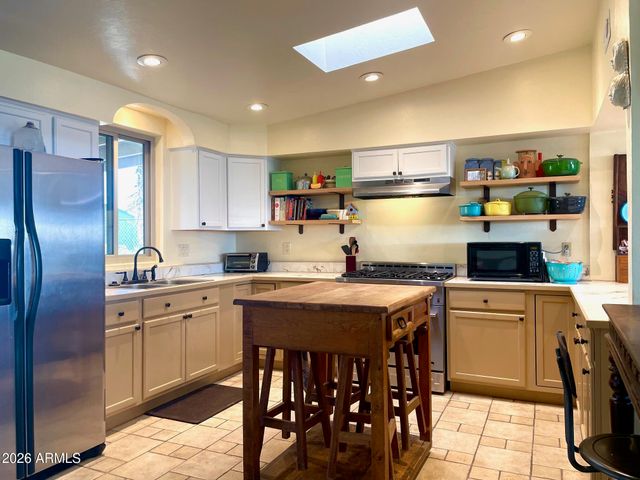 108 NIGHTHAWK Avenue, Bisbee, AZ 85603