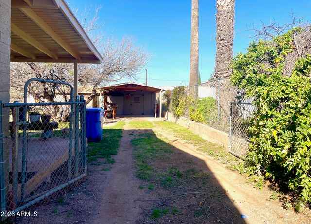 108 NIGHTHAWK Avenue, Bisbee, AZ 85603
