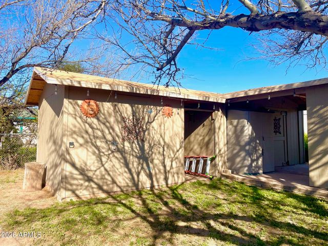 108 NIGHTHAWK Avenue, Bisbee, AZ 85603