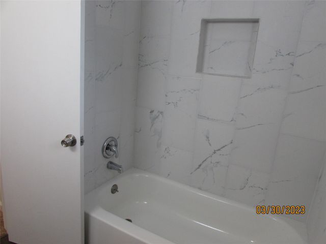 6308 1st Street, Bellaire, TX 77401