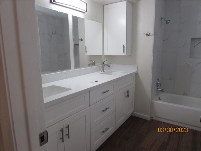 6308 1st Street, Bellaire, TX 77401