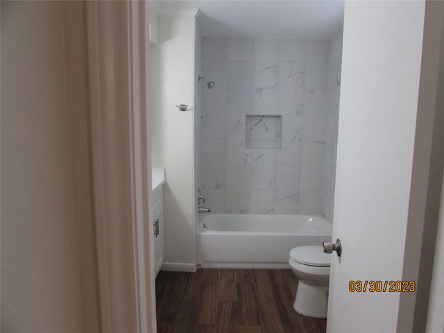 6308 1st Street, Bellaire, TX 77401