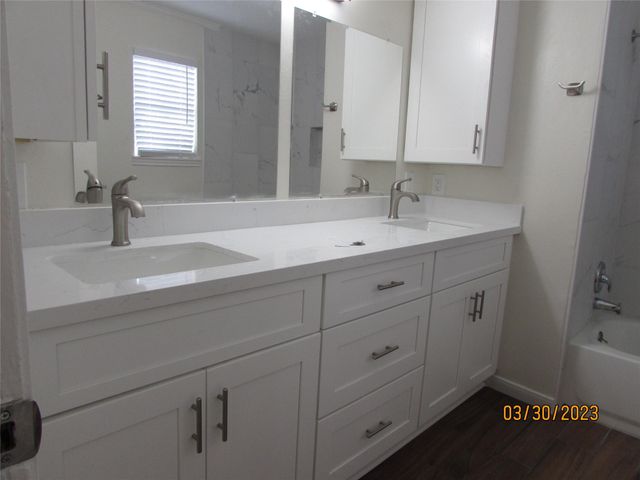 6308 1st Street, Bellaire, TX 77401