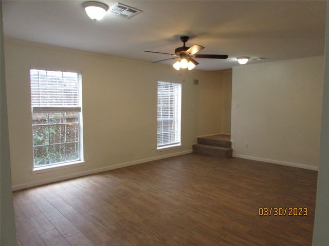 6308 1st Street, Bellaire, TX 77401