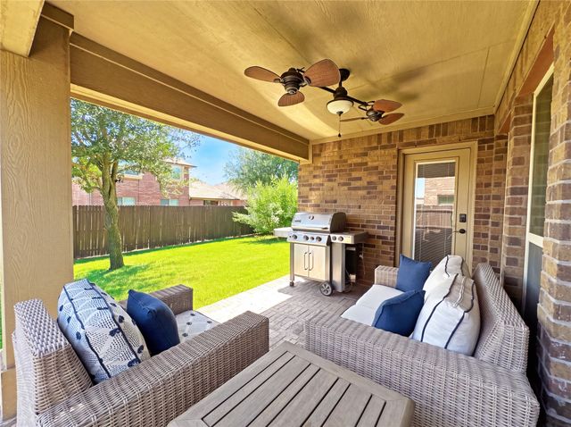 909 Calder Court, Anna, TX 75409