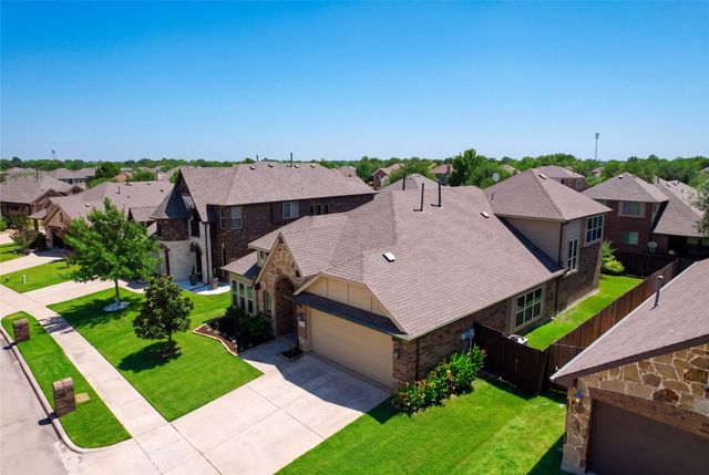 909 Calder Court, Anna, TX 75409