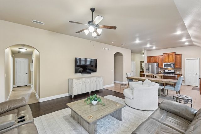 909 Calder Court, Anna, TX 75409