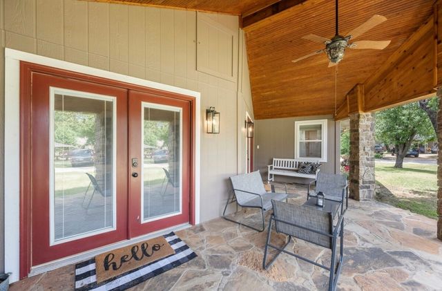 1808 Cherokee Trace, Tool, TX 75143