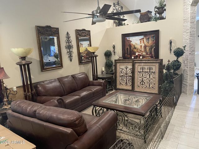 501 E CLOUD Road, Phoenix, AZ 85086