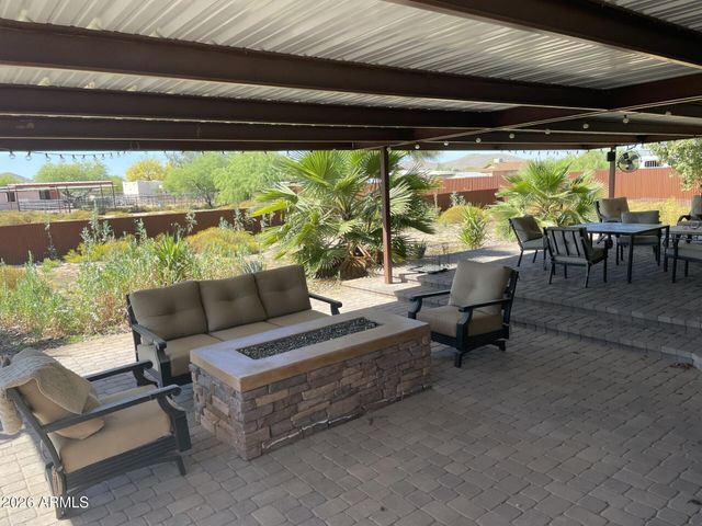 501 E CLOUD Road, Phoenix, AZ 85086