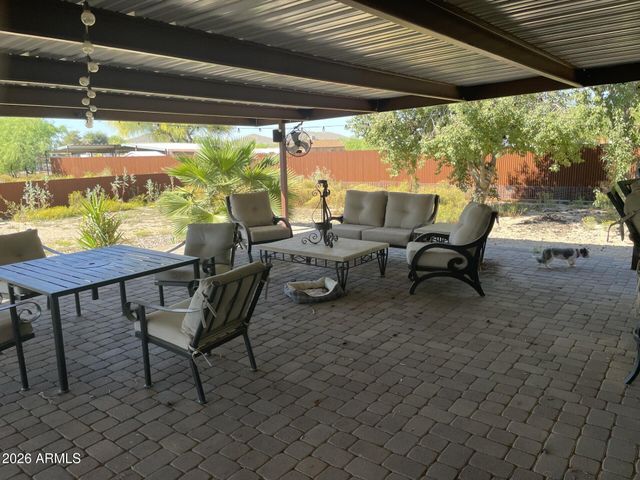 501 E CLOUD Road, Phoenix, AZ 85086