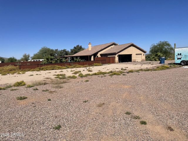 501 E CLOUD Road, Phoenix, AZ 85086
