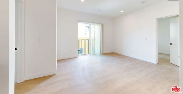 339 S Oxford Avenue 202, Los Angeles, CA 90020