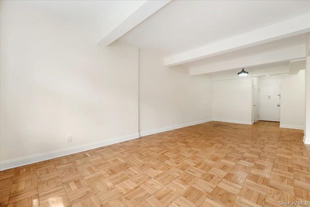 2 Sadore Lane 1V, Yonkers, NY 10710