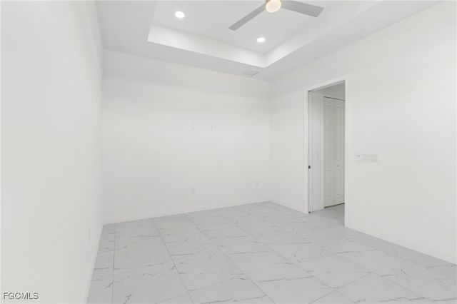 4002 NW 38th ST, Cape Coral, FL 33993