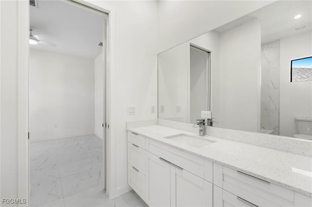 4002 NW 38th ST, Cape Coral, FL 33993