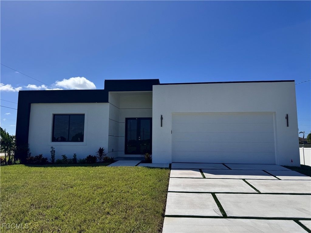 4002 NW 38th ST, Cape Coral, FL 33993
