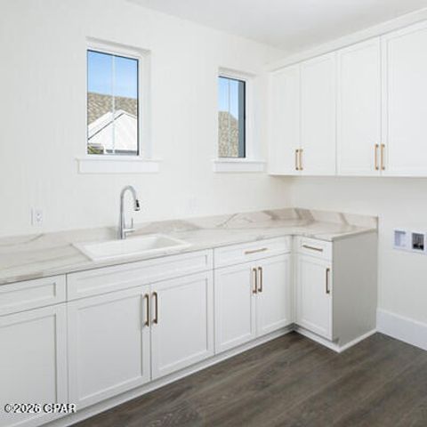 8575 Landshark Boulevard, Panama City Beach, FL 32413