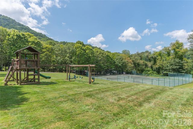 235 Timucua Trail, Waynesville, NC 28786